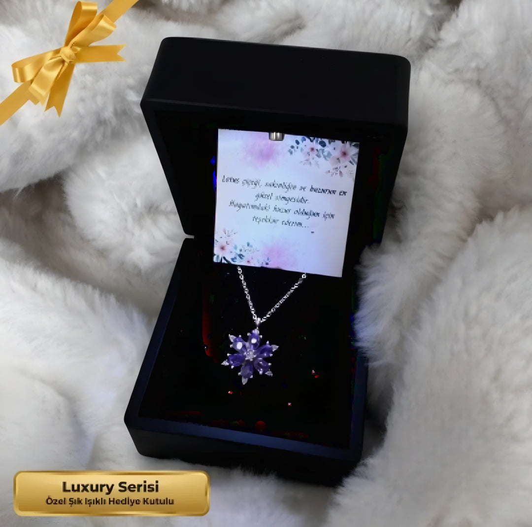 Lotus Çiçeği Kolye